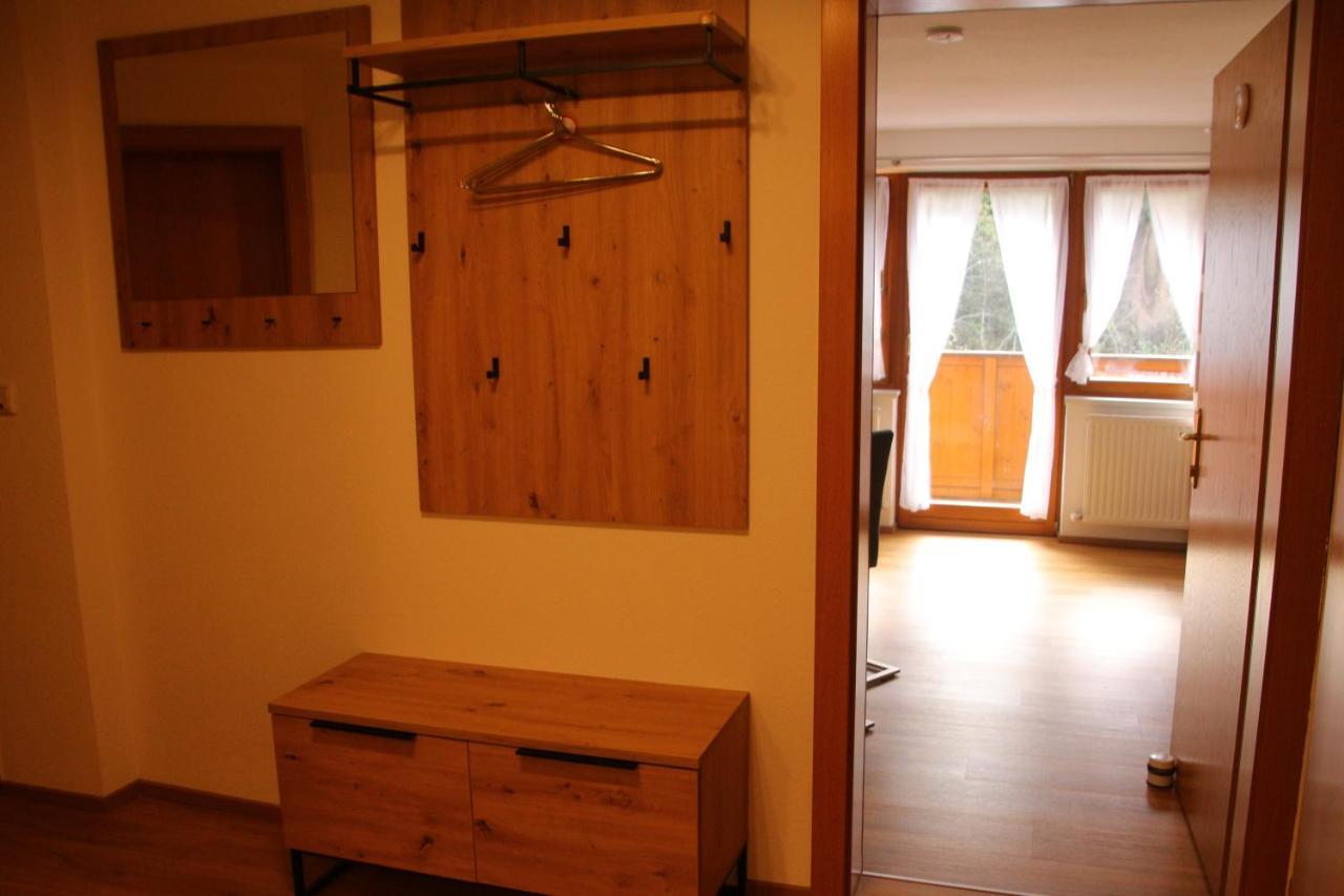 Hotel Haus Waldheim Sankt Leonhard im Pitztal Esterno foto