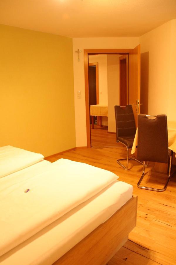 Hotel Haus Waldheim Sankt Leonhard im Pitztal Esterno foto