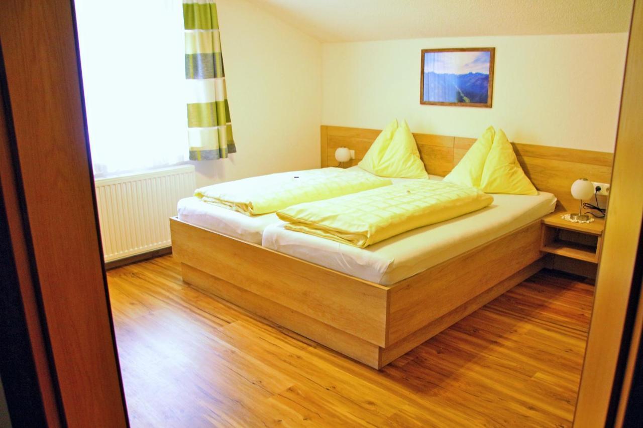 Hotel Haus Waldheim Sankt Leonhard im Pitztal Esterno foto