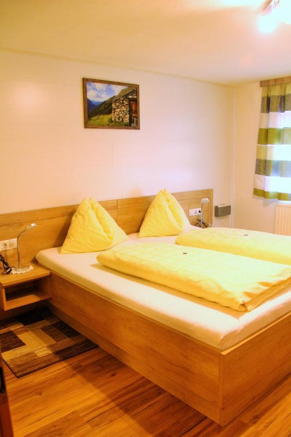 Hotel Haus Waldheim Sankt Leonhard im Pitztal Esterno foto